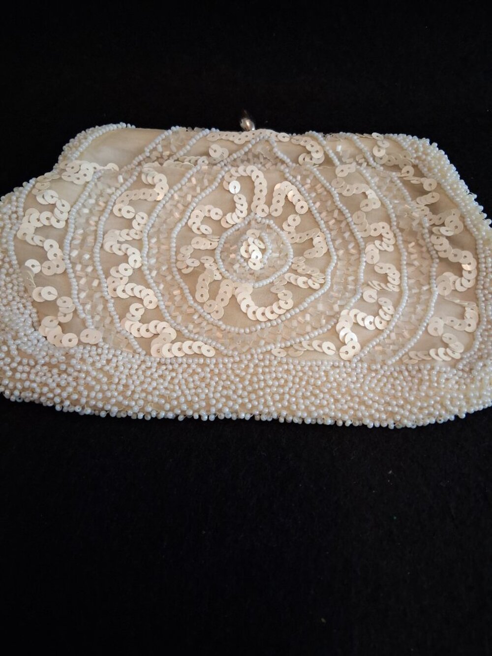 Vintage 1950s Hand Beaded Sequin Kiss Lock Clutch Evening Bag Ivory Cream Bridal - Picture 9 of 9